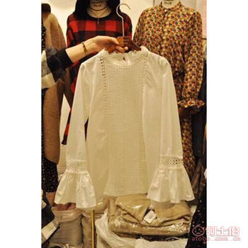 【廠家直銷(xiāo)韓國(guó)東大門(mén)2017春裝新款鏤空喇叭袖套頭襯衣女休閑甜美學(xué)生上衣1150】深圳市龍崗區(qū)韓風(fēng)裳服裝廠 - 產(chǎn)品庫(kù)