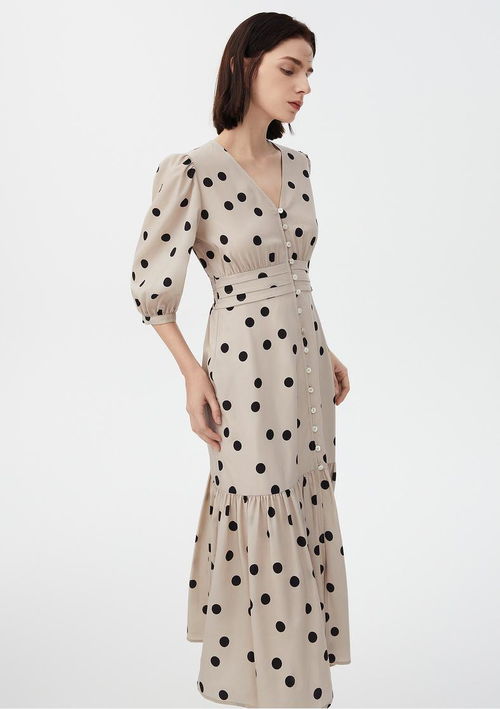 alw是什么牌子的衣服 今日頭條