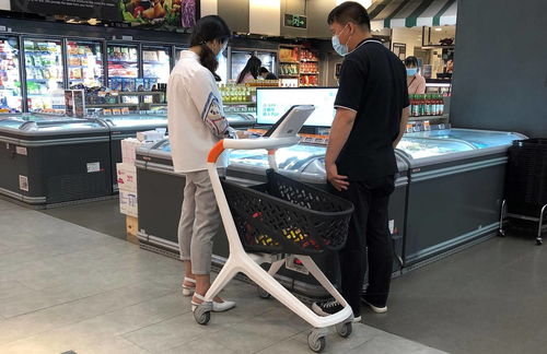老牌超市轉(zhuǎn)型倉儲(chǔ)模式 智能購物車能否承載其深層訴求與商場(chǎng)導(dǎo)視革新？